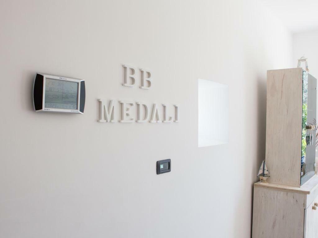 B&B Medali Vernole Exterior foto